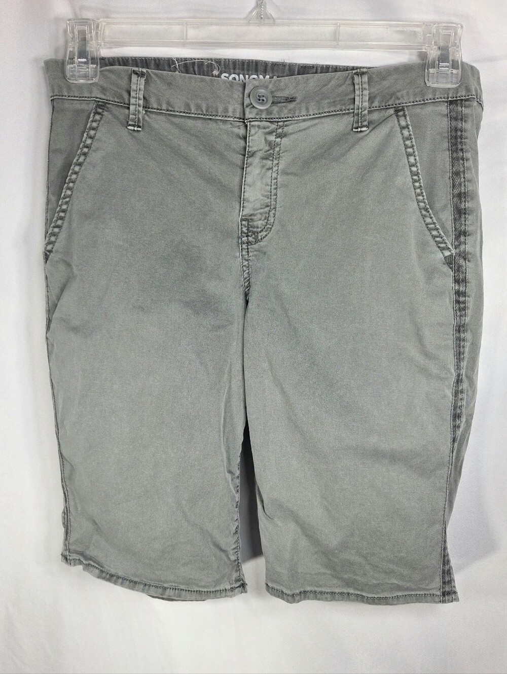 Sonoma Goods for Life Grey Cotton Blend Bermuda Shorts Size 8 Has Pockets